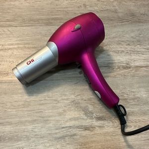 Chi Low EMF Blow Dryer